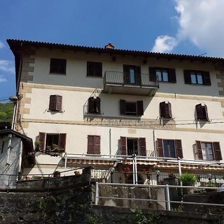 Delzanno Hotell Varallo Exteriör bild