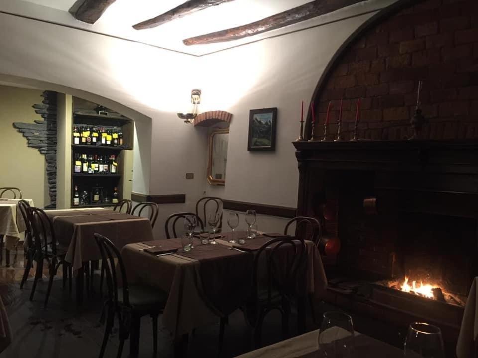 Delzanno Hotell Varallo Exteriör bild